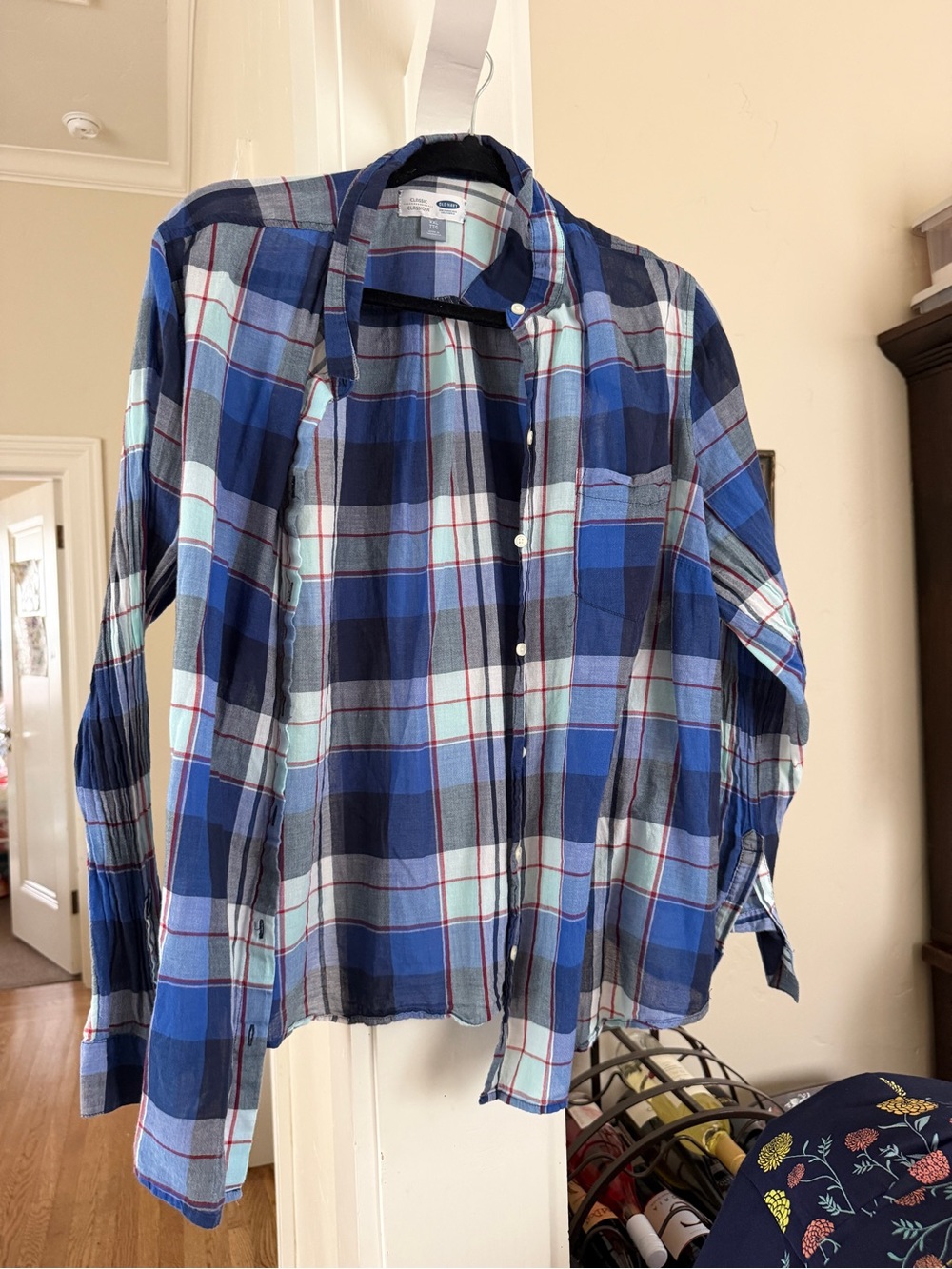 Old Navy Women's Blue Plaid Button-Down Shirt